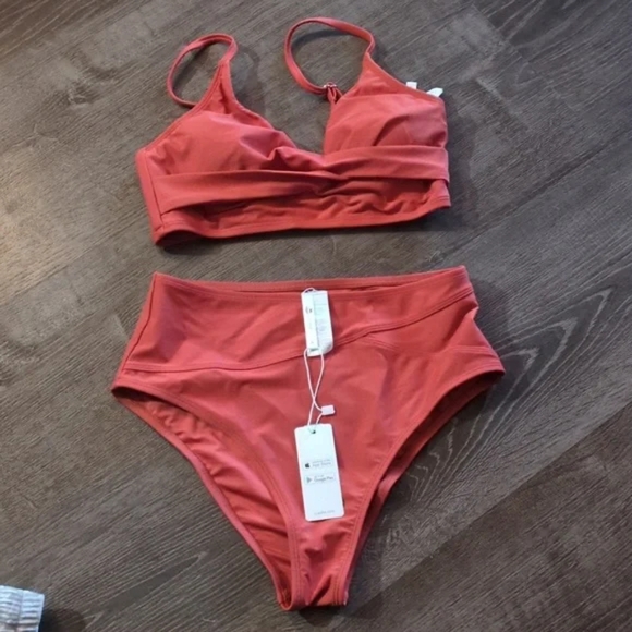 NWT Cupshe Marsala Twist High Waisted Bikini Swimsuit - Picture 10 of 10